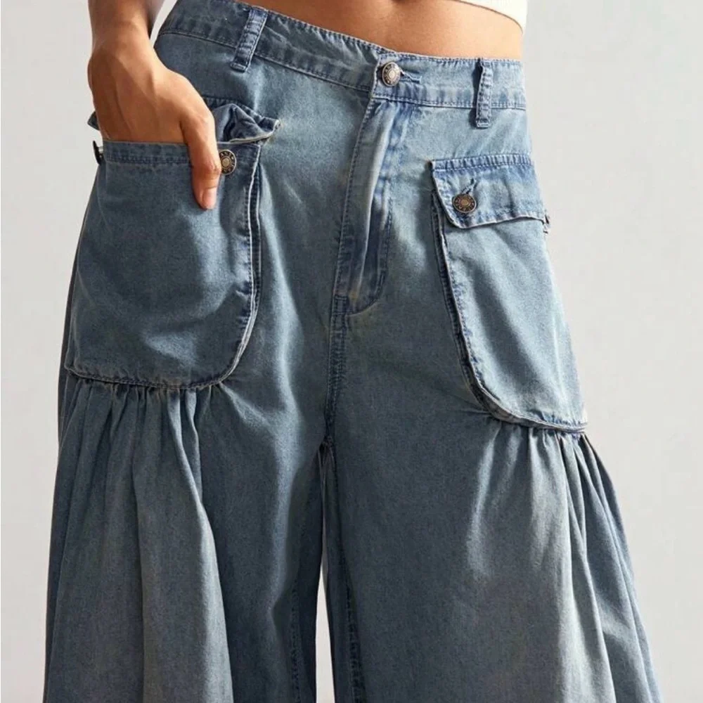 Wide Leg Blue Jeans - Picture 3 of 6